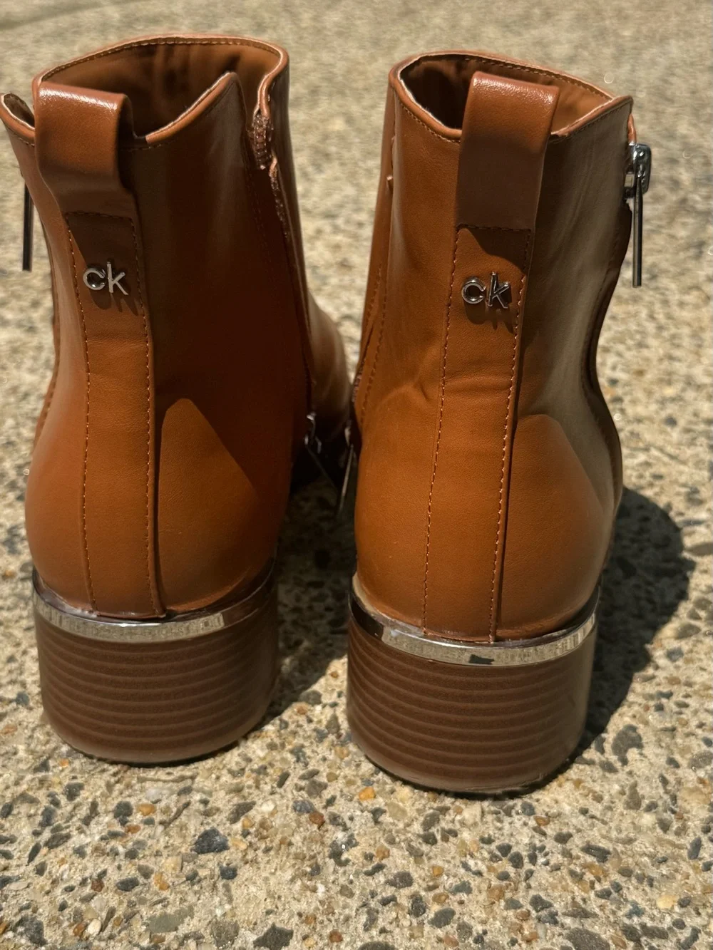 Calvin Klein Women’s Cognac Brown Ankle Booties Side Zip Block Heel Size 10M